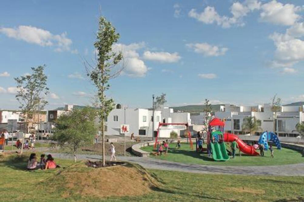 Mil bancas en parques públicos