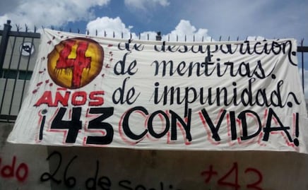 Padres de los 43 exigen videos del día que desaparecieron sus hijos en Iguala