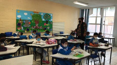 Suman 11 estados que posponen clases presenciales por ómicron