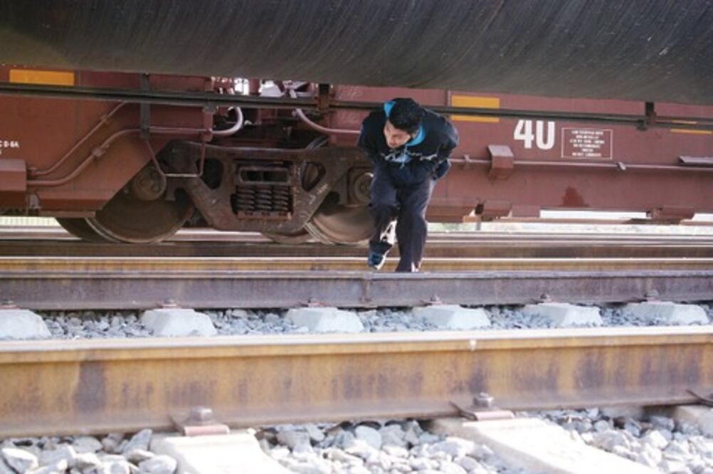 Arriesgan vida por ahorrar tiempo