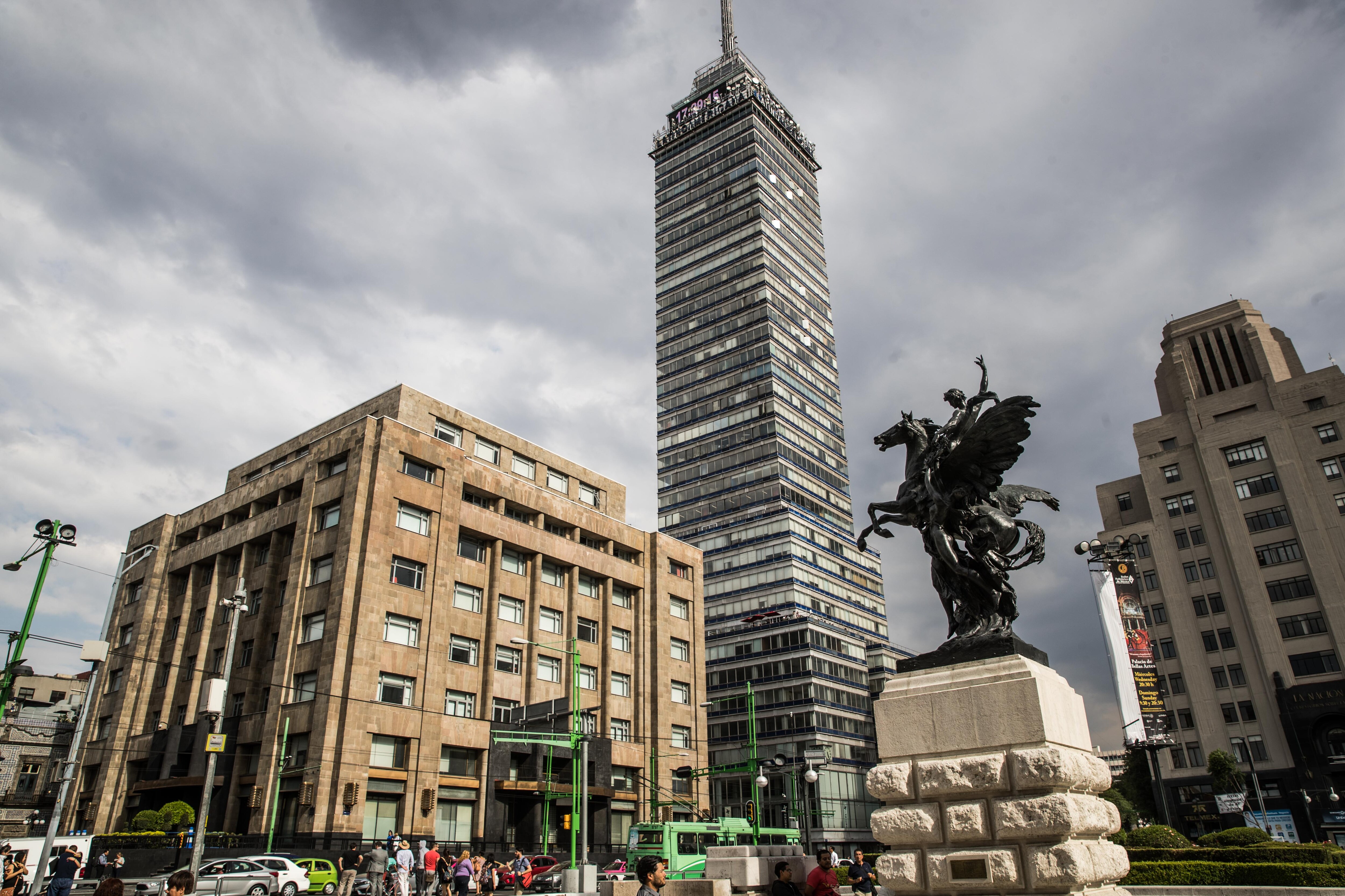 Gobierno disminuye deuda en 5 mil 620 mdp con remanente