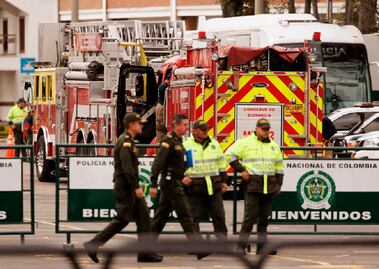 Mueren 21 personas en explosión de carro bomba en Colombia 