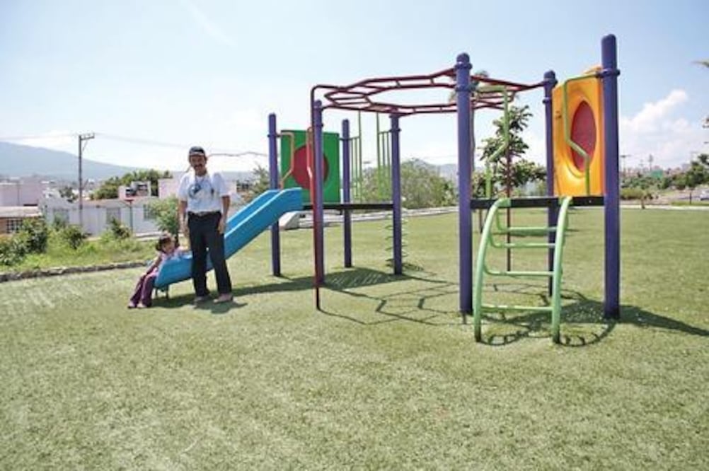 Entregan obras en El tepetate