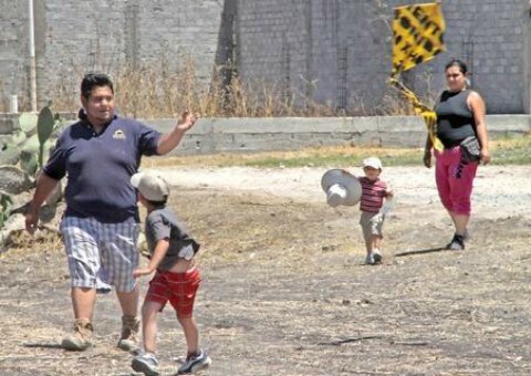 Insistirán en padrón de papás “irresponsables”