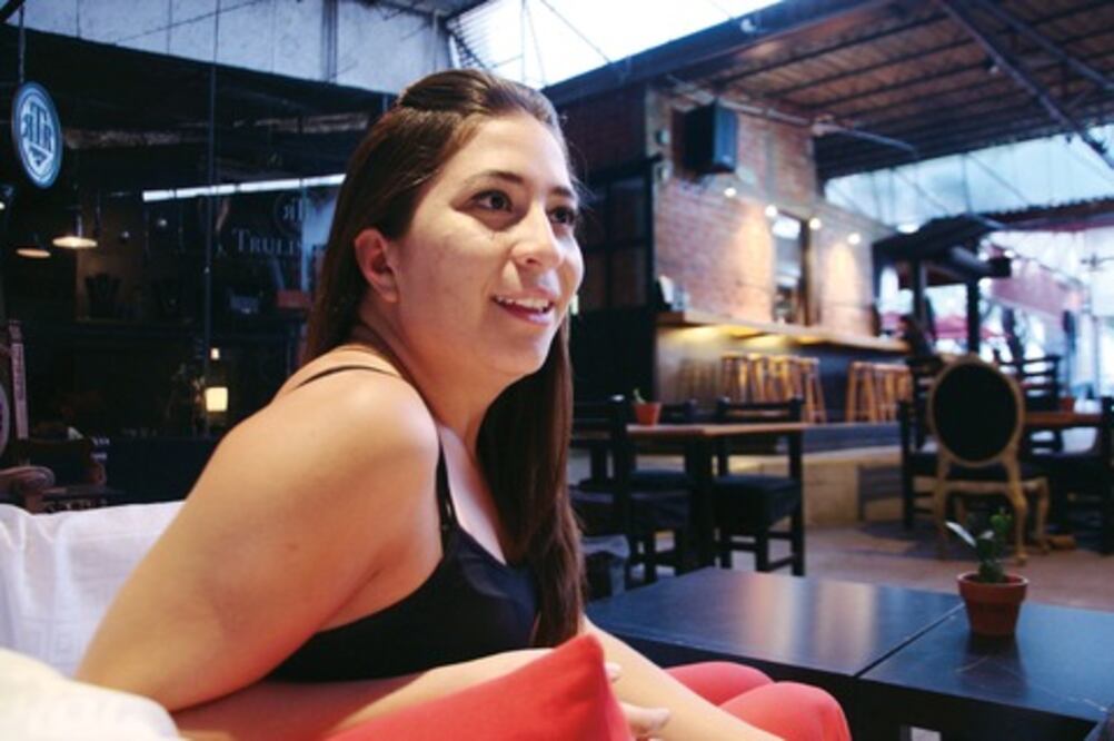 Olivia Lara lo da todo en escena