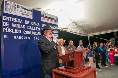 Entrega Vega Carriles entrega obras en Los Pocitos