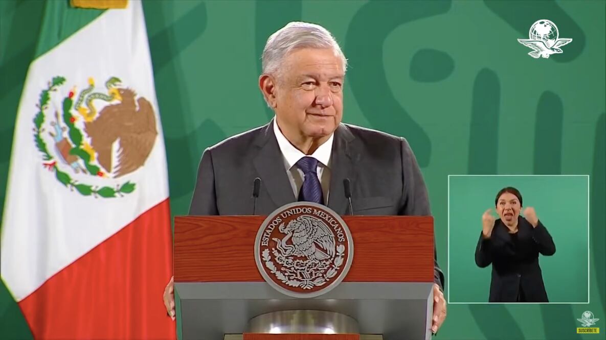 AMLO defiende su "Quién es quien en las mentiras de la semana" y se confronta con la CIDH