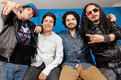 Trabajan gratis para promover su música