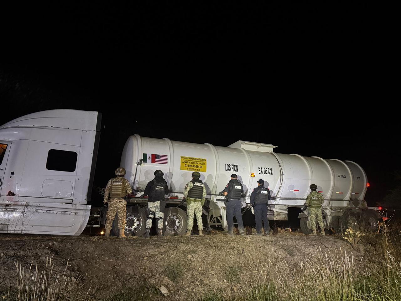 Aseguran más de 40 mil litros de combustible de procedencia ilícita, en San Juan del Río