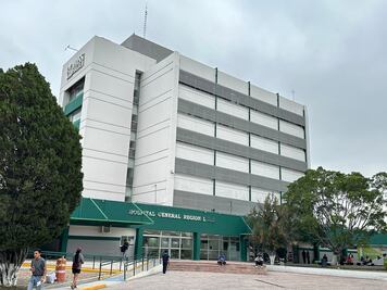 “La persona se desvaneció al bajar del automóvil, por lo que no llegó a las instalaciones del hospital”: IMSS Querétaro