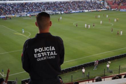 Detienen a revendedores de Gallos vs Pumas 