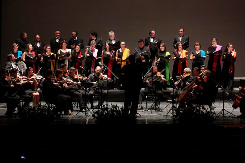 El concierto contó con la dirección de Jesús Almanza y arreglos de Francisco Escobedo Pech / Foto: César González