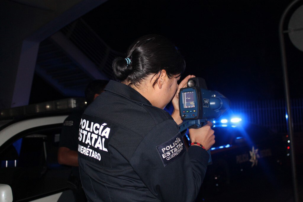 C16 detecta vehículo irregular, lo conducían colombianos