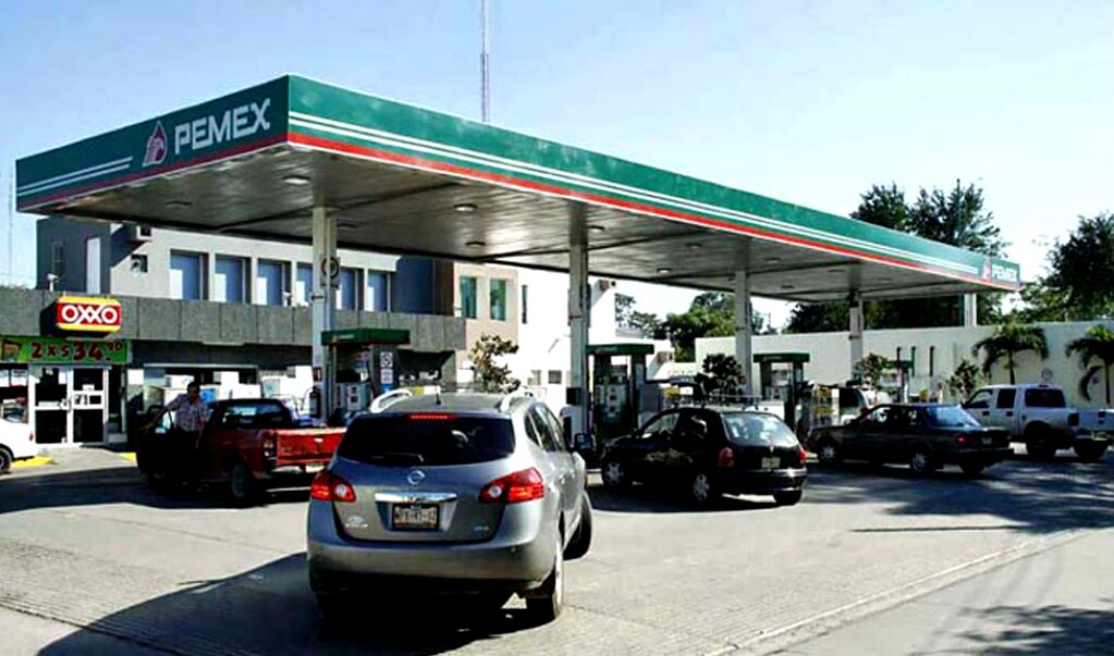Precio de diesel baja un centavo; gasolinas, sin cambios