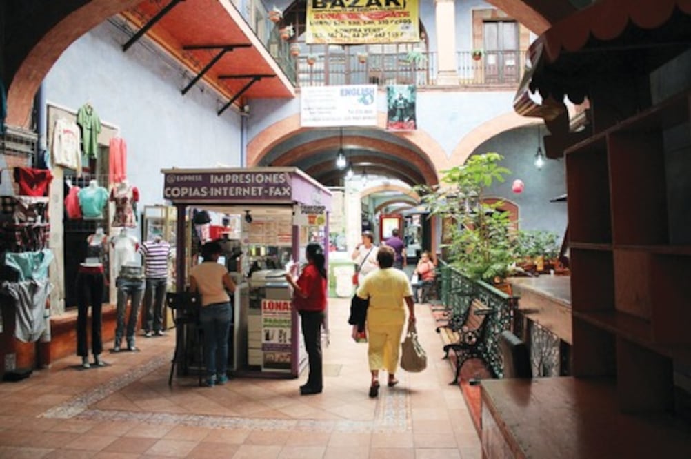 20 mil negocios no pagan impuestos