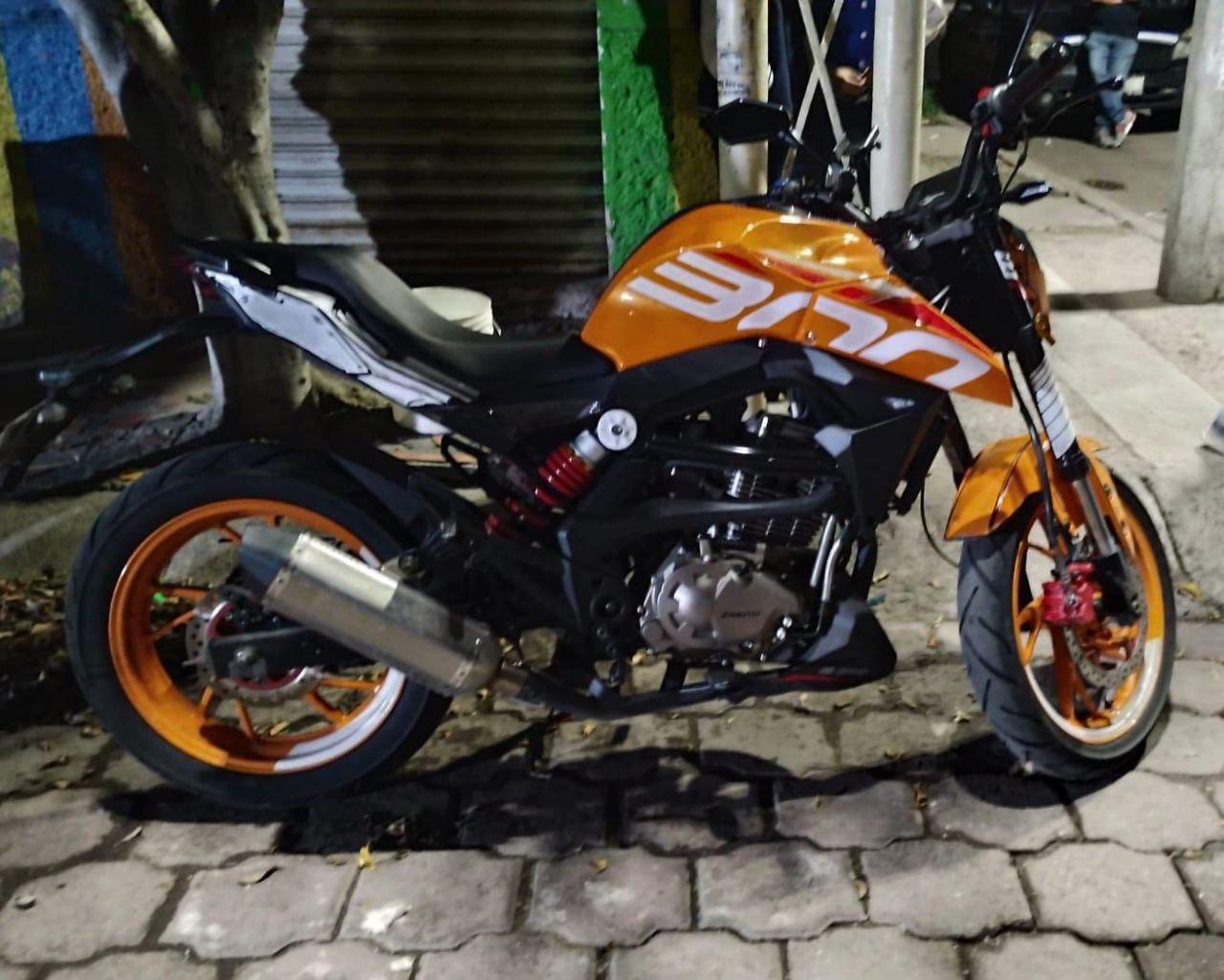 Detienen a dos motociclistas tras intentar bloquear Paseo 5 de Febrero