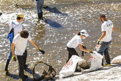 #Crónica| Voluntarios se unen para salvar al río Querétaro