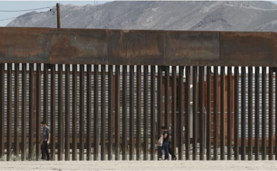 Gobierno de EU amplía mecanismo de deportación de migrantes