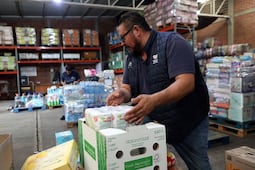 Querétaro entrega ayuda humanitaria para Venezuela