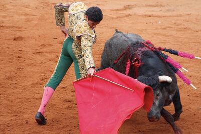 Juan Pablo Llaguno, al quite en Juriquilla