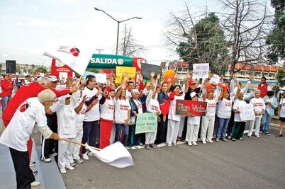 Participaron en caminata