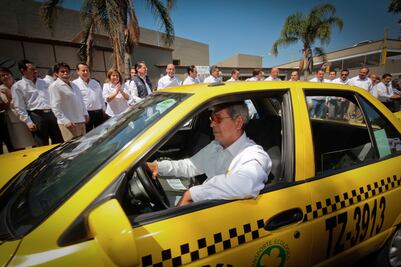 Autoridades y taxistas analizarán seguridad