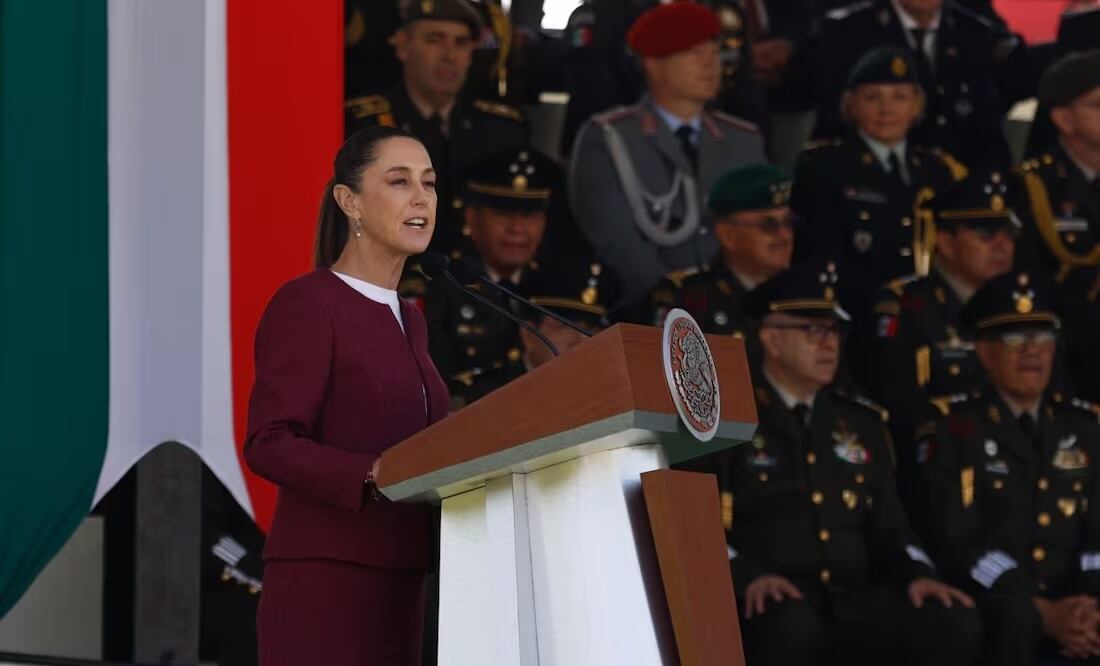 Claudia Sheinbaum, presidenta de México, en Campo Marte este 24 de febrero del 2025, en conmemoración por el Día de la Bandera. Foto: Diego Simón / EL UNIVERSAL