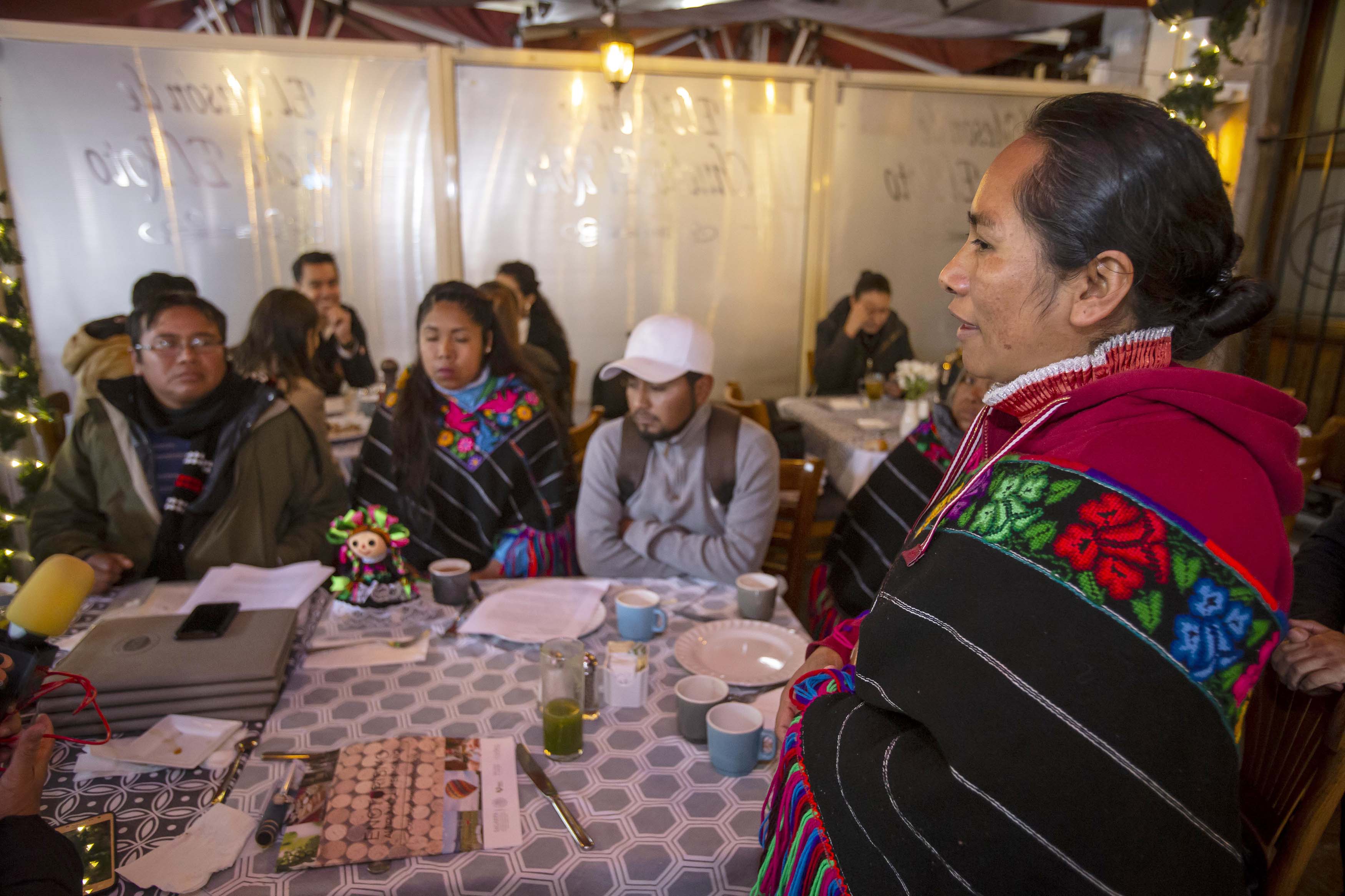 Denuncian favoritismo en Feria de la Muñeca