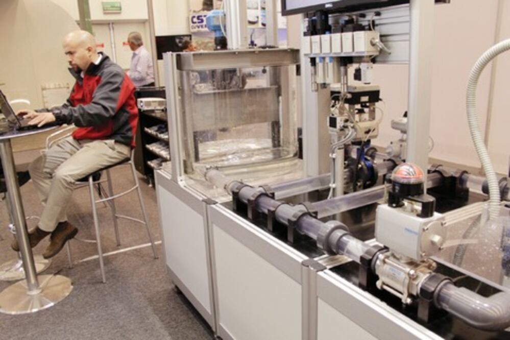  Plantean derecho universal al agua