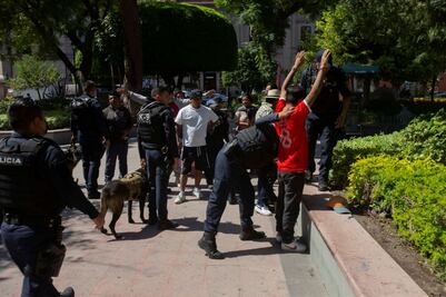 Desalojo de comerciantes fue con apego a la ley, afirma Felifer Macías