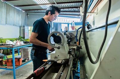 El empleo creció 4.9% anual en la entidad