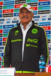 ‘Tuca’ presenta hoy primera lista