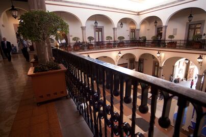 Deuda pública sería opción para nuevos proyectos