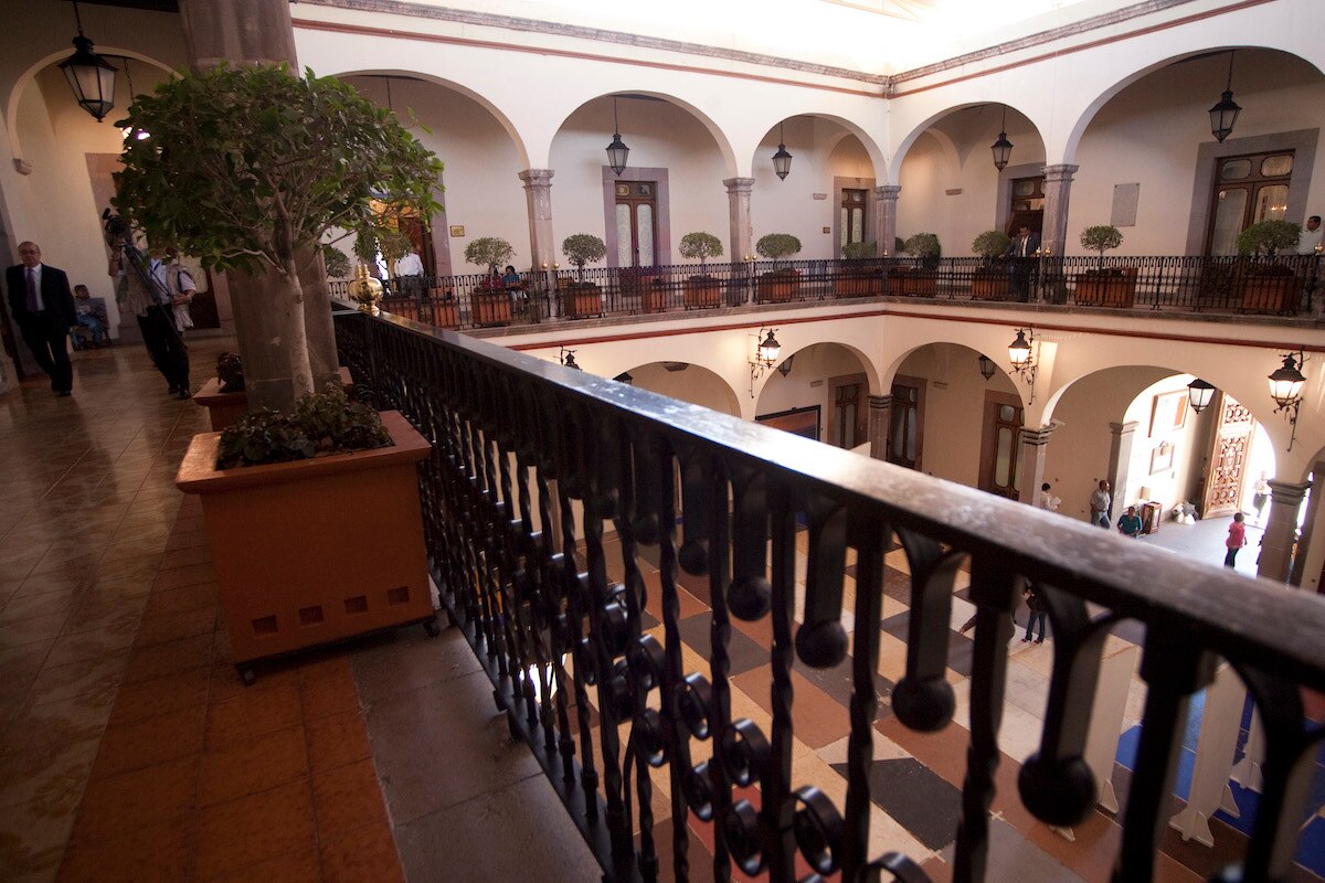 Deuda pública sería opción para nuevos proyectos