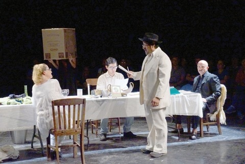Joven dramaturgia continuará