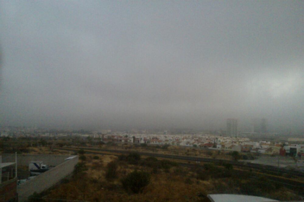 Nublado amanecer en Querétaro