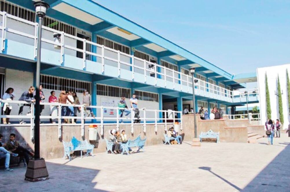 Se alistan alumnos para  los juicios orales