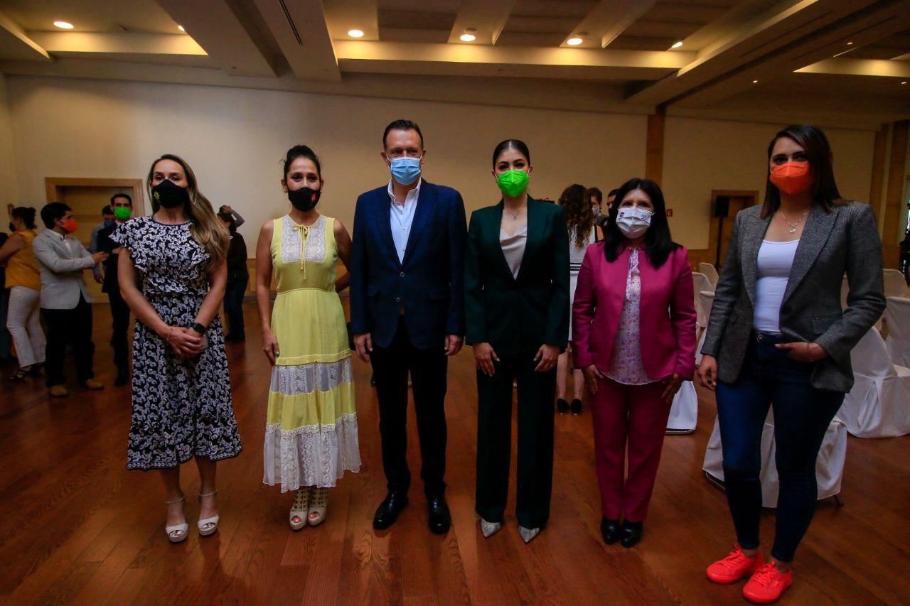 Solo seis de diez candidatos a la gubernatura signan pacto de civilidad