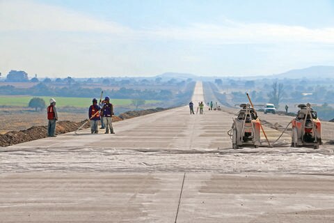 Peña promete respaldo a Domínguez