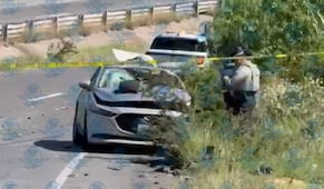 Tráiler invade carriles contrarios y mata a automovilista en el Libramiento Norponiente de Querétaro