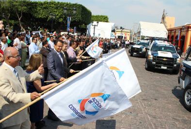 Entregan patrullas blindadas 