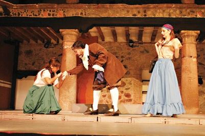 Estrena nuevas obras y horarios