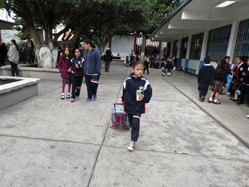Suspenden clases en 29 escuelas por inundaciones
