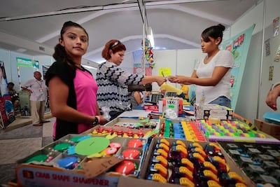 Aumentan compras con billetes apócrifos