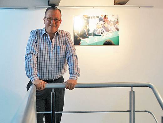 Cambió la política por capturar instantes