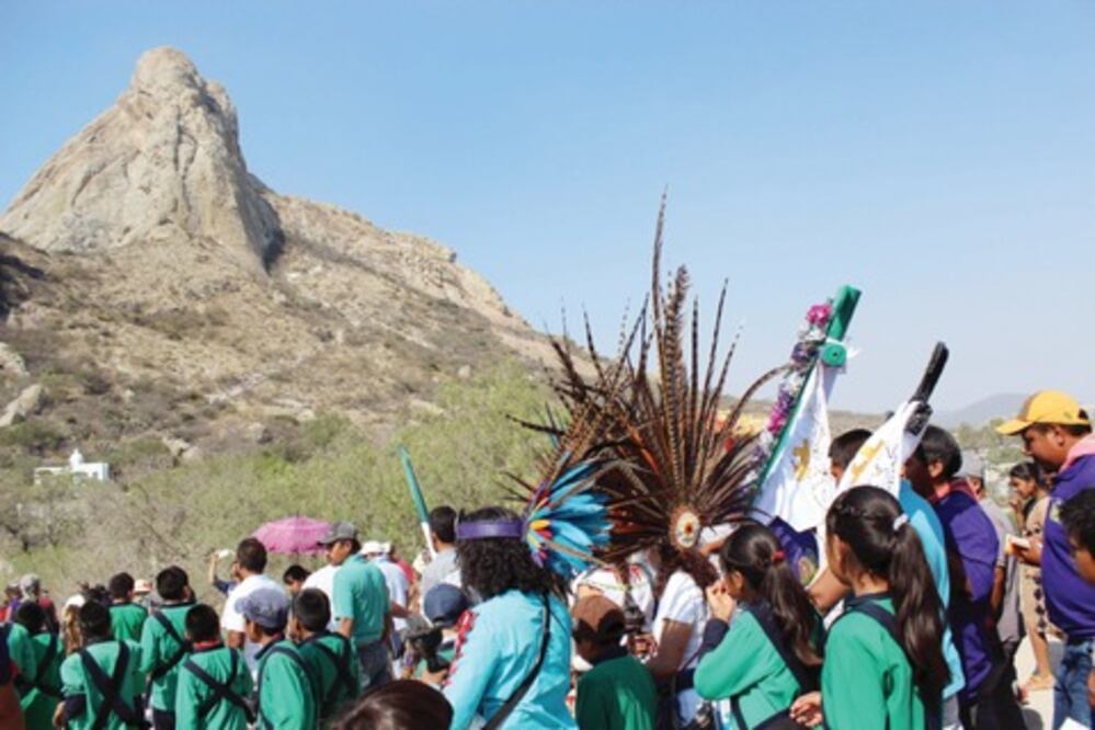 Tradición y fe en Peña de Bernal