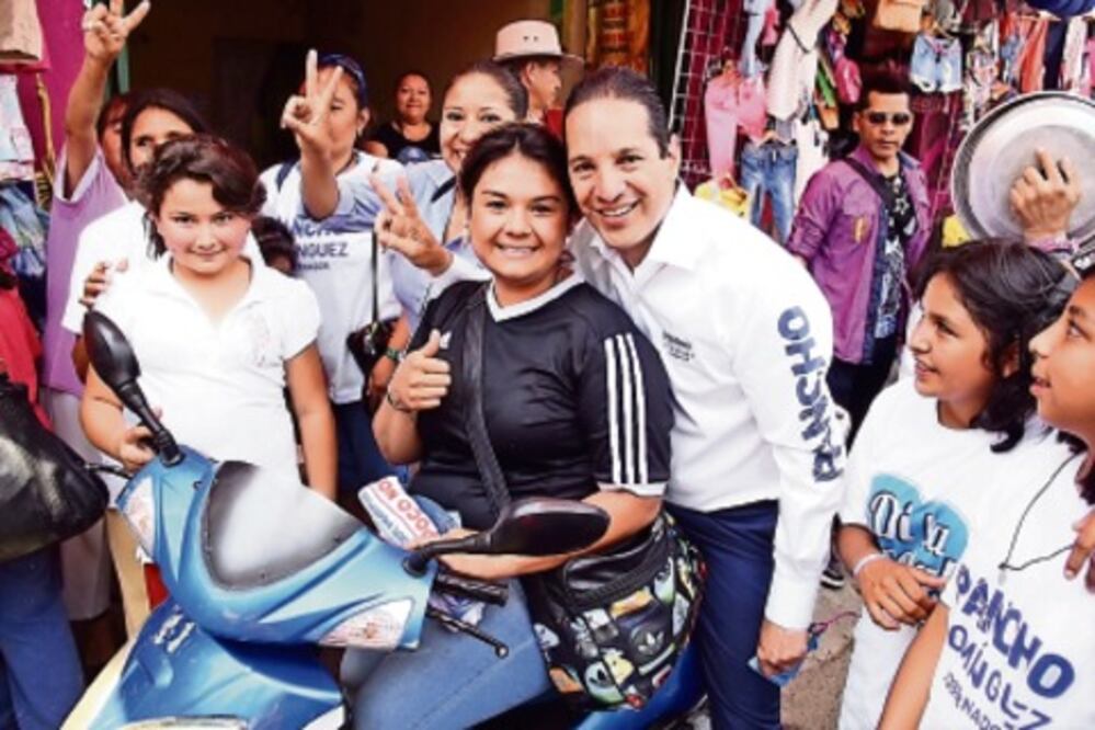 Domínguez proyecta impulso a la lectura