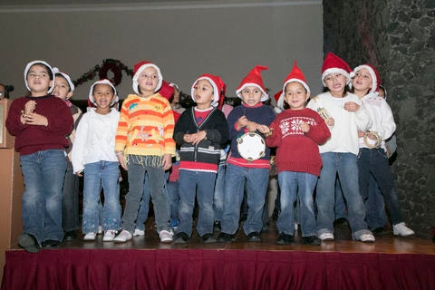 Festejos decembrinos inundan Hacienda Jurica