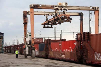 Exportaciones a EU aportan 30% al PIB estatal: Sedesu