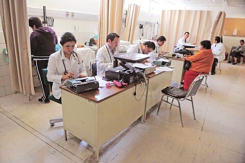 Pide IMSS a personal denunciar anomalías